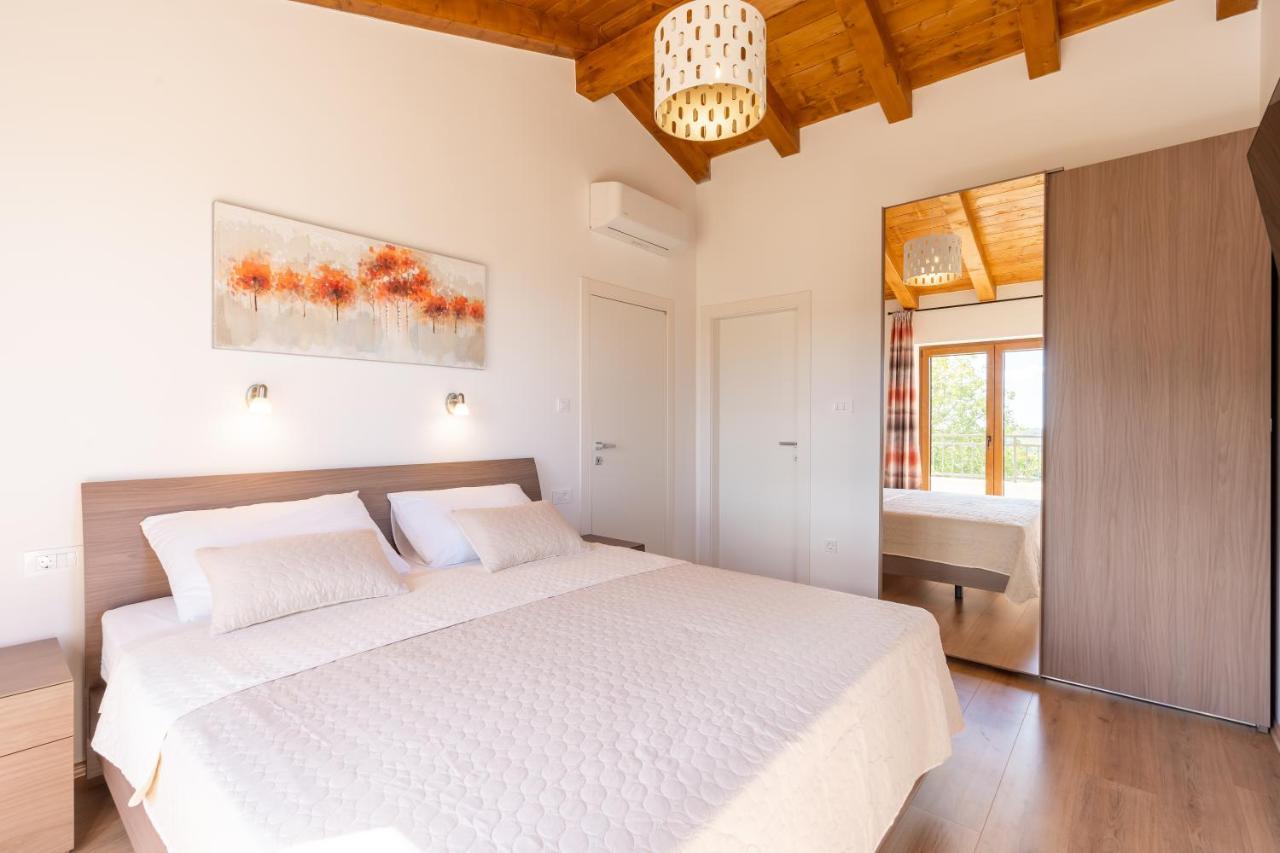 Villa Atop The Village With Stunning View Vižinada Exterior foto
