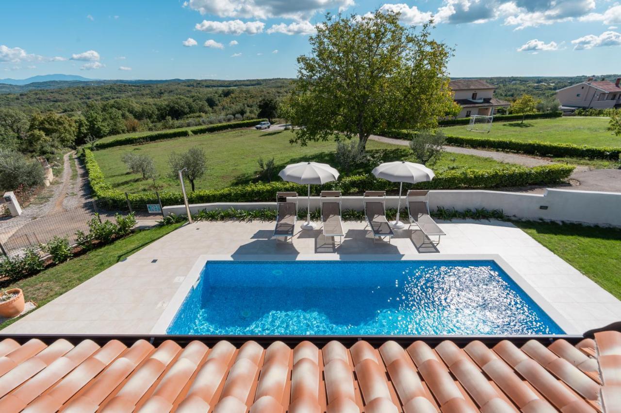 Villa Atop The Village With Stunning View Vižinada Exterior foto